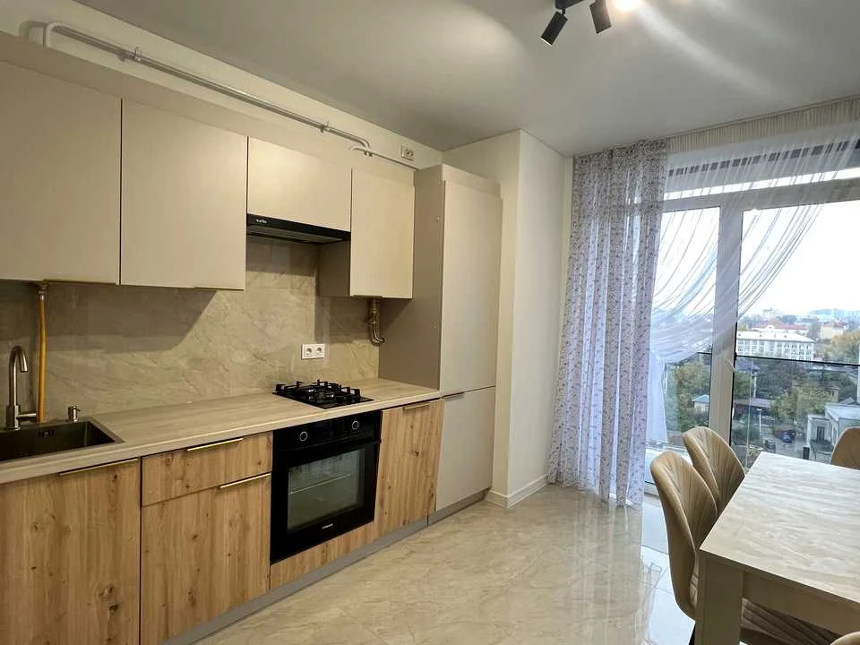 Apartment. Ivano-Frankivsk, Vladyky Sobornaya вул.