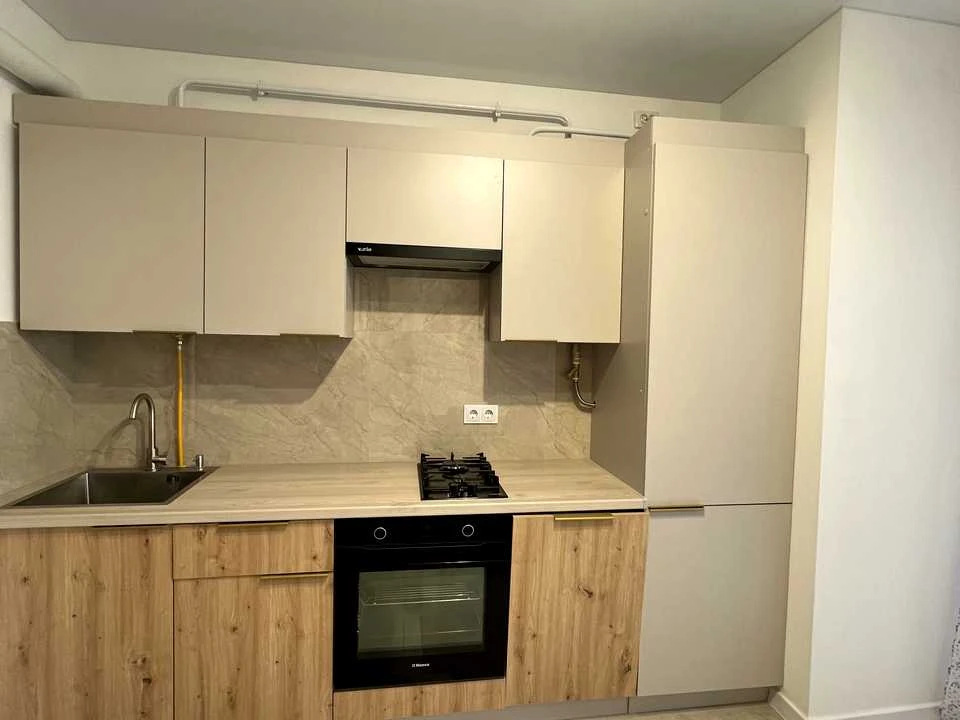 Apartment. Ivano-Frankivsk, Vladyky Sobornaya вул.
