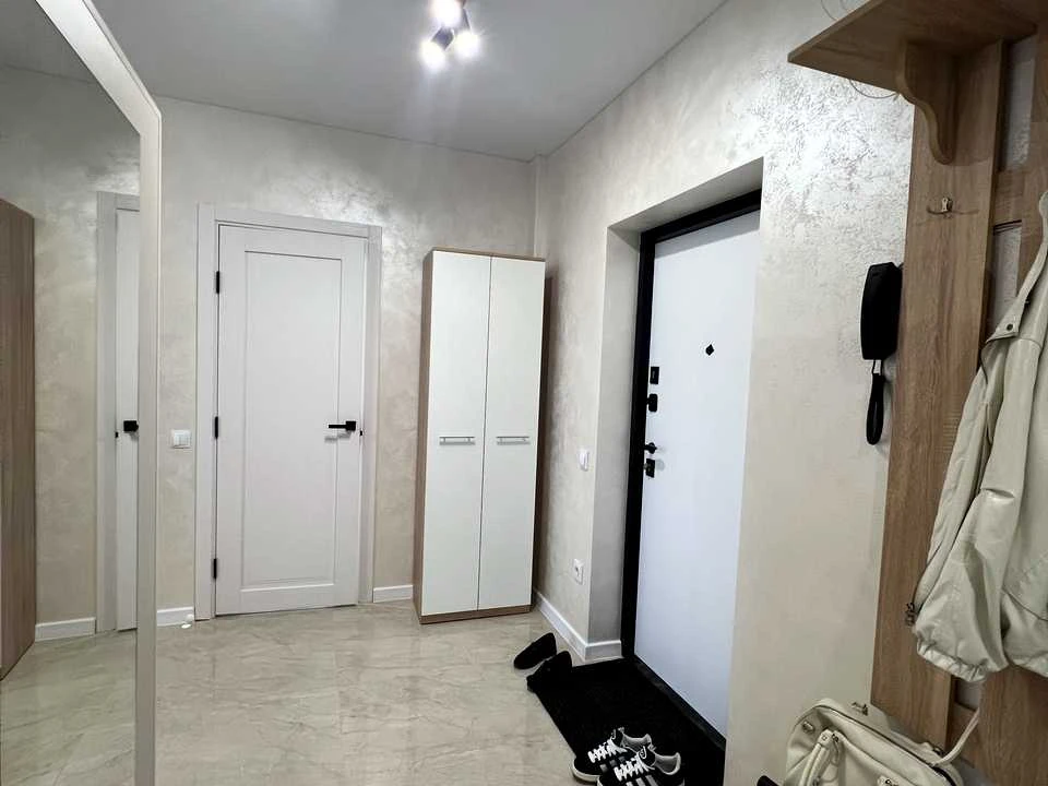Apartment. Ivano-Frankivsk, Vladyky Sobornaya вул.