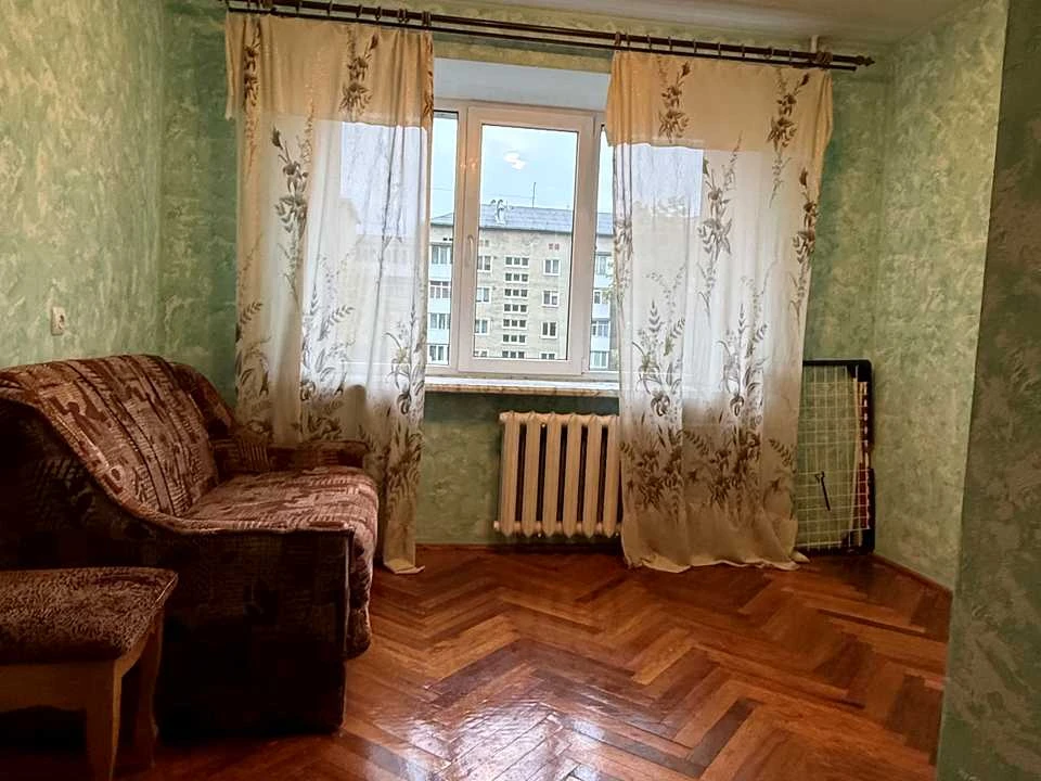 Apartment. Ivano-Frankivsk, Hnat Hotkevych st.