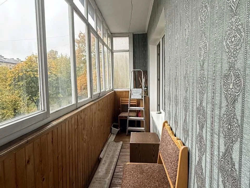 Apartment. Ivano-Frankivsk, Hnat Hotkevych st.
