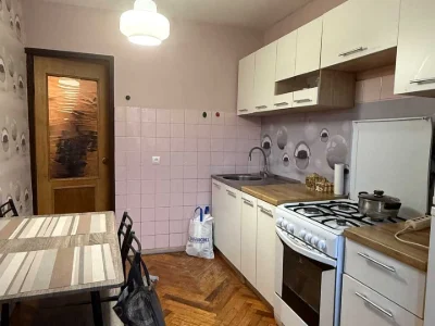 Apartment. Ivano-Frankivsk, Hnat Hotkevych st.
