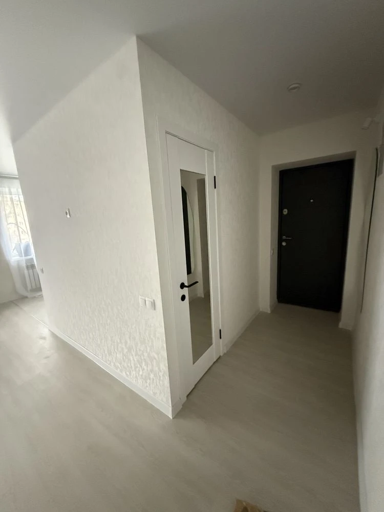 For Sale: Three-room apartment, two-room apartment, duplex