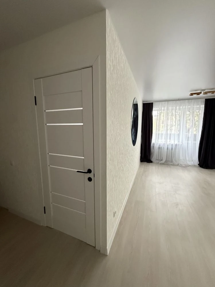 For Sale: Three-room apartment, two-room apartment, duplex