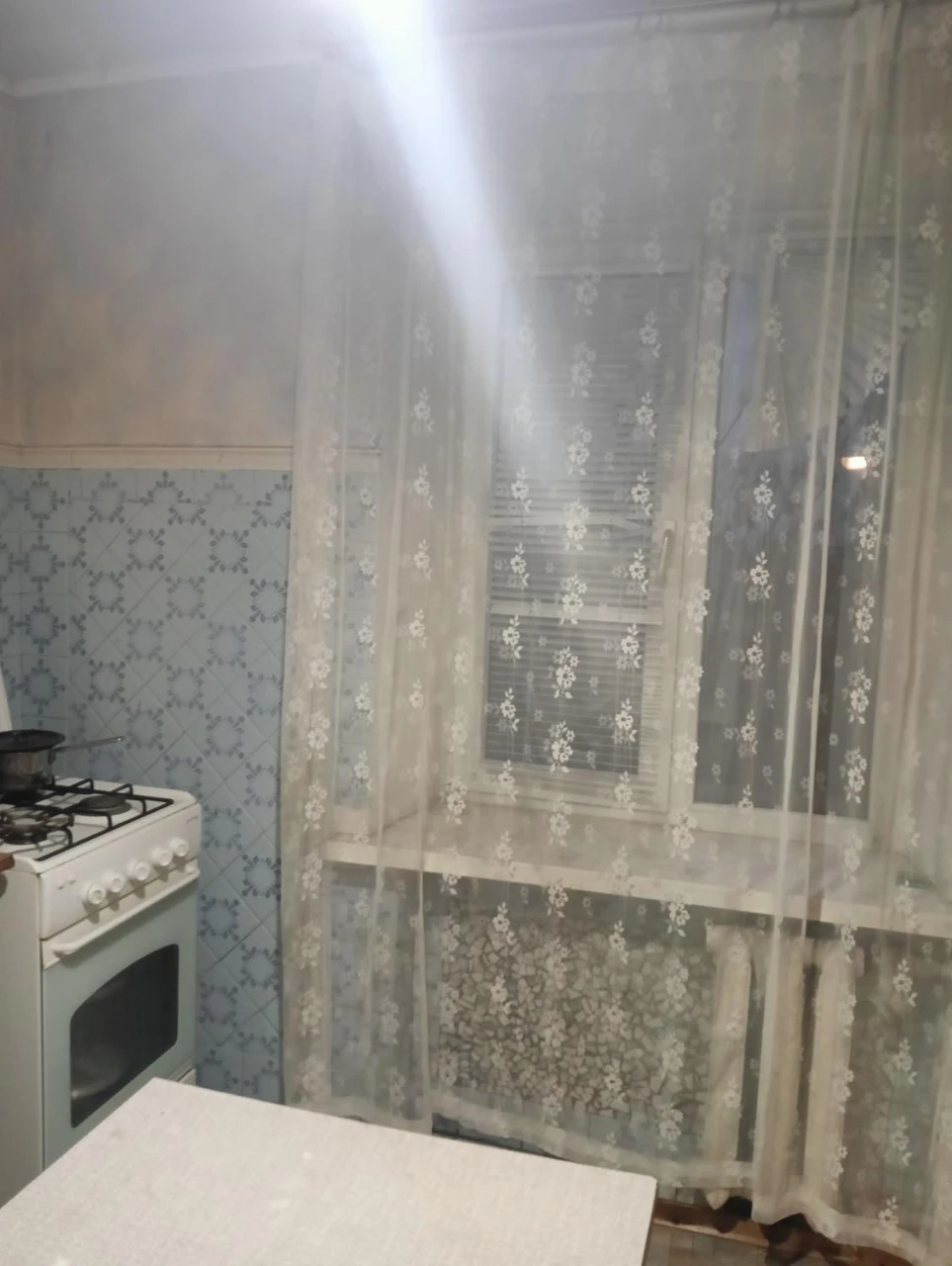 Продажа 3-комнатной квартиры в центре, 60 м², Кирпичный дом