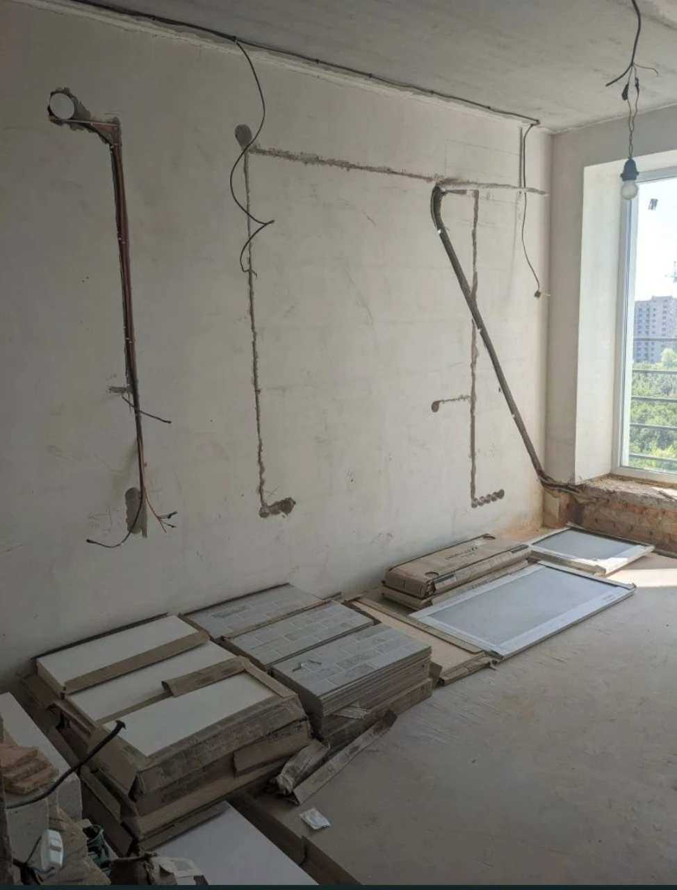Sale of a three-room apartment