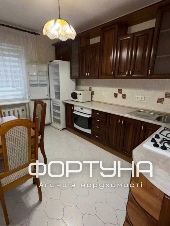 Renovated, 2-bedroom apartment 57 sq m