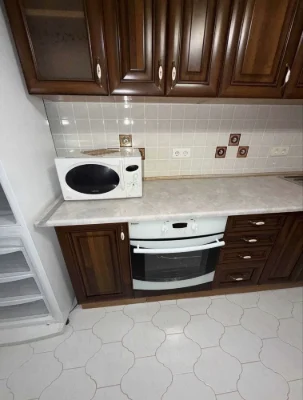 Renovated, 2-bedroom apartment 57 sq m