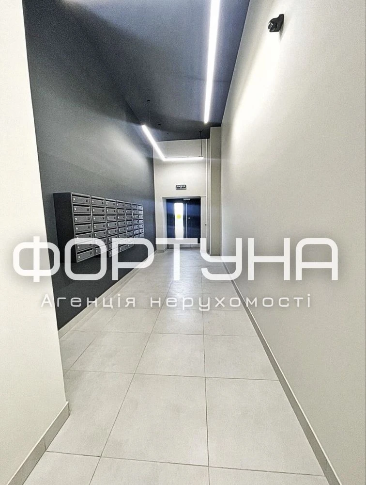 ЖК Стандарт, Сади 1, 3-кімнатна квартира в зданій секції