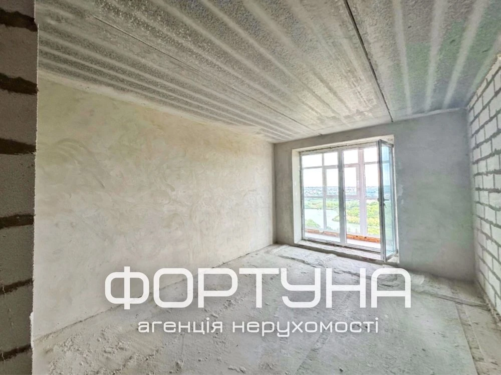ЖК Стандарт, Сади 1, 3-кімнатна квартира в зданій секції