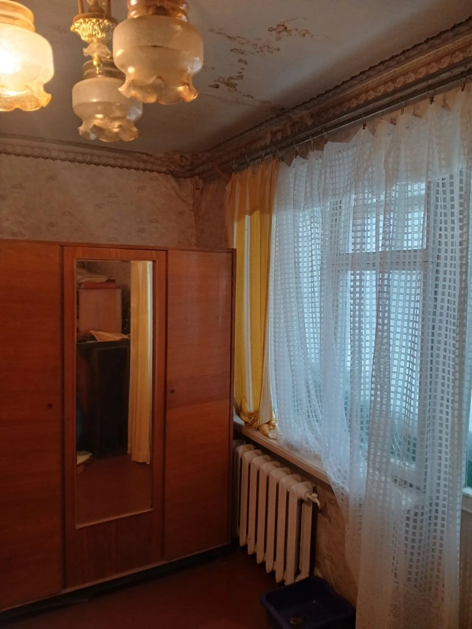 Sale of a 2-bedroom apartment in the Institute of Communication area.