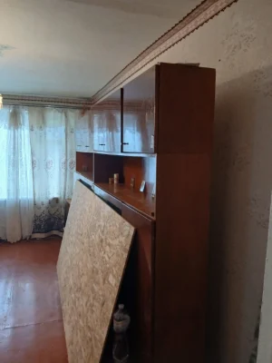 Sale of a 2-bedroom apartment in the Institute of Communication area.