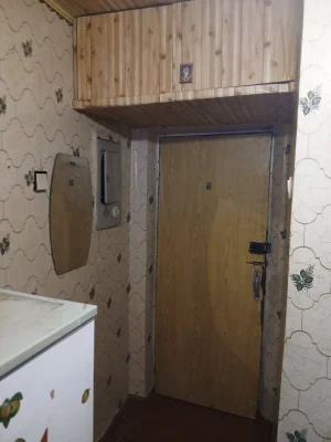 Sale of a 2-bedroom apartment in the Institute of Communication area.