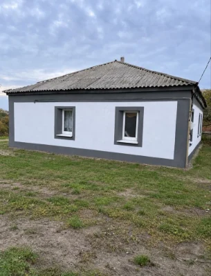 Продам будинок ! Гарна локація !