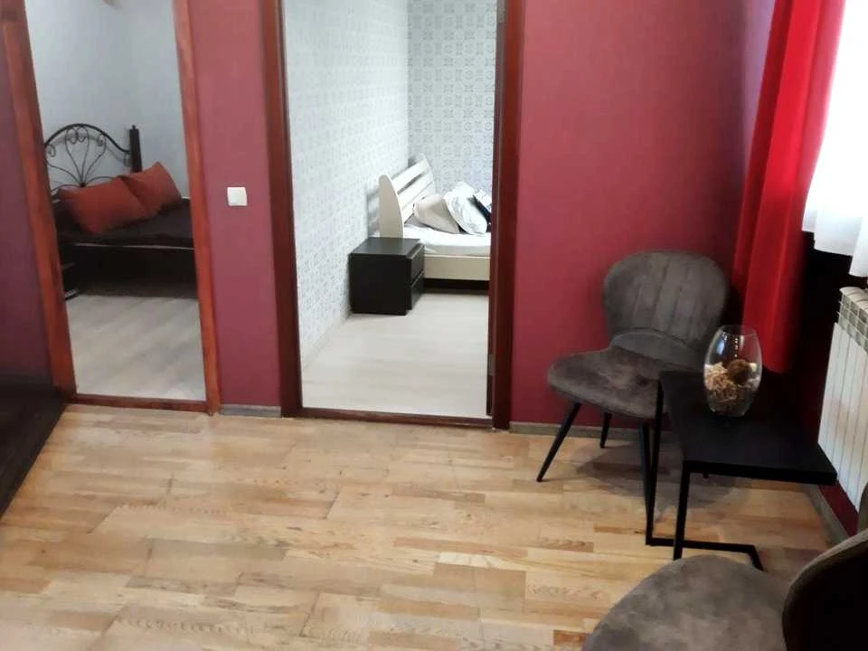 Будинок. Полтава, вулиця Юліани Матвійчука