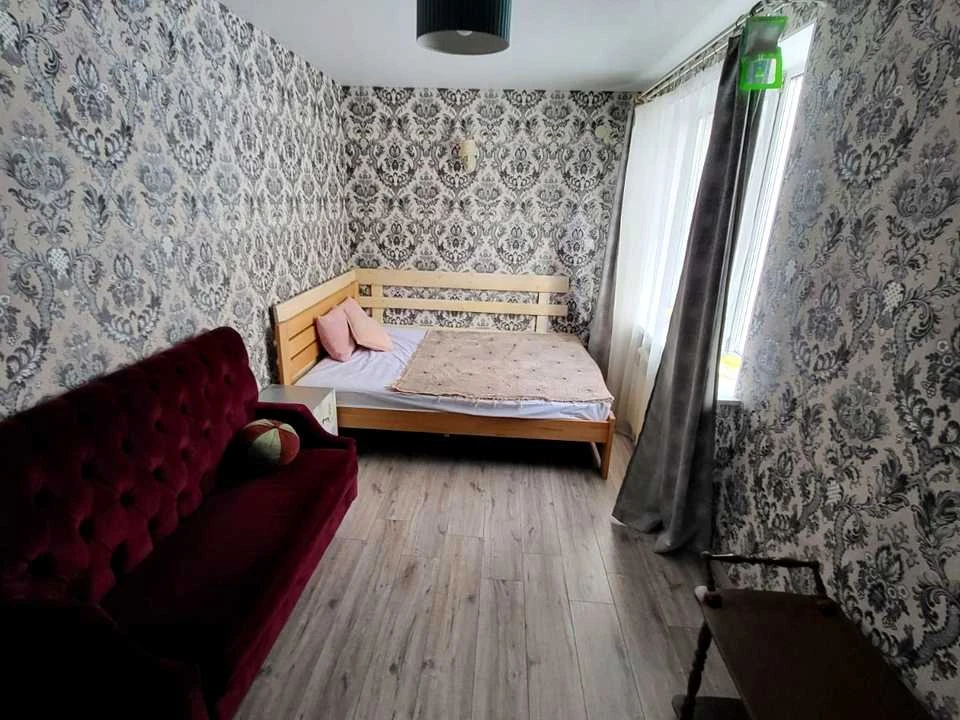 Будинок. Полтава, вулиця Юліани Матвійчука