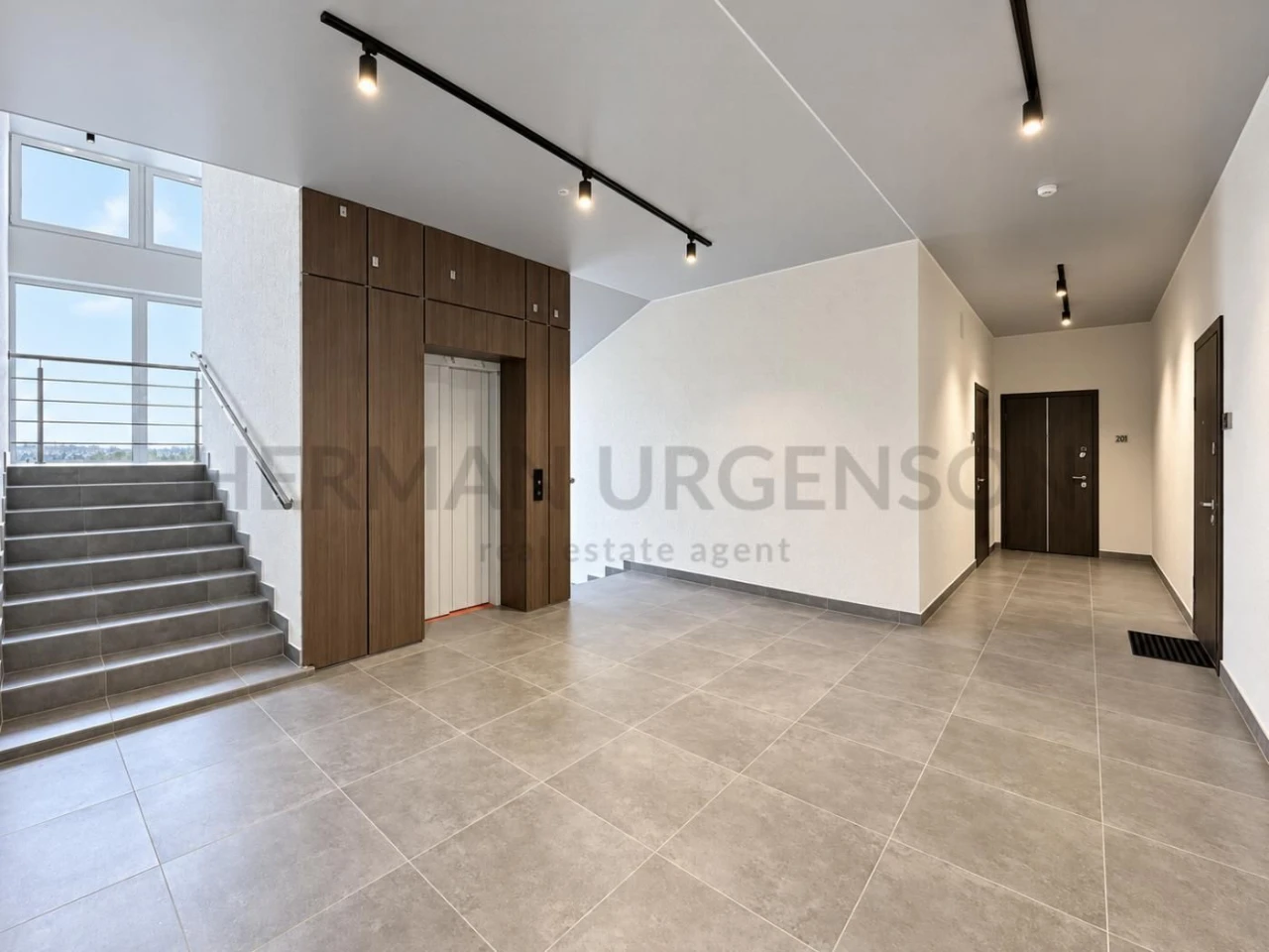 Selling 3-room apartment, 73 sq.m / City Line residential complex, Kapushanska Street