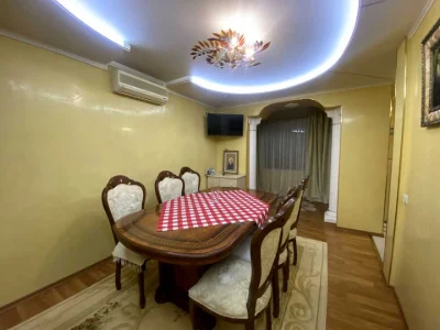 Квартира. Ужгород, Собранецька улица