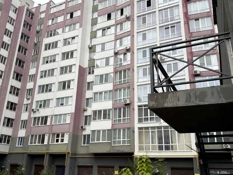 Apartment. Khmelnitsky, Lvivske shose