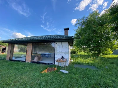 Sale of a 6-room house