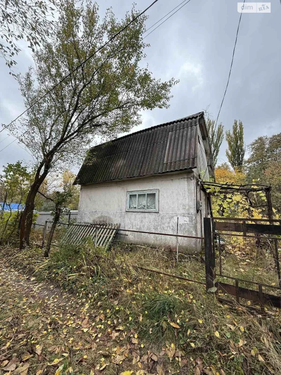 Продається земельна ділянка в Лезневому