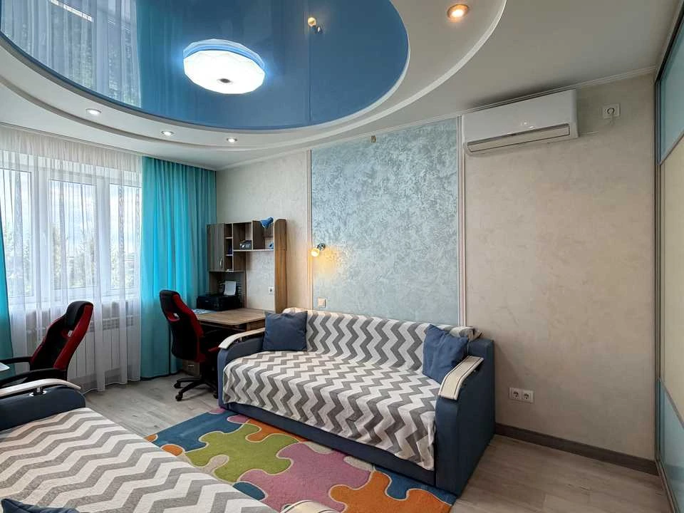Apartment. Zhitomir, Pokrovska st.
