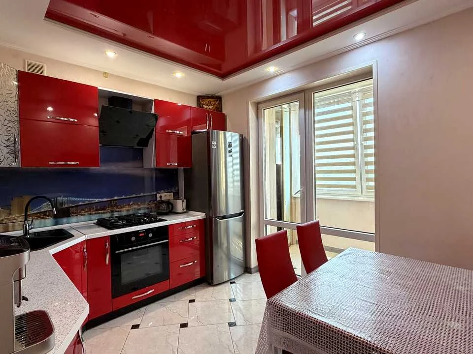 Apartment. Zhitomir, Pokrovska st.