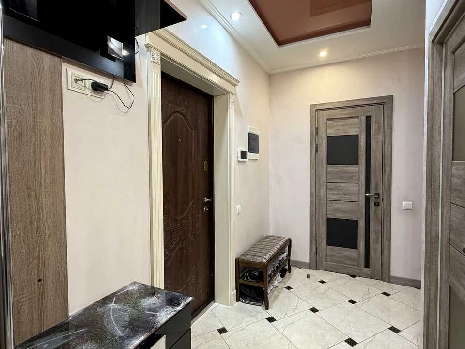 Apartment. Zhitomir, Pokrovska st.