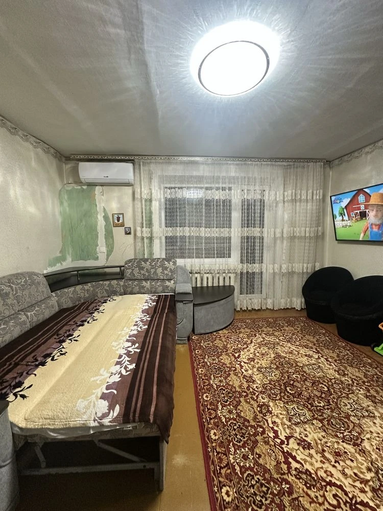 3-bedroom apartment, 68 sq m, 2 balconies, area near the 20th school