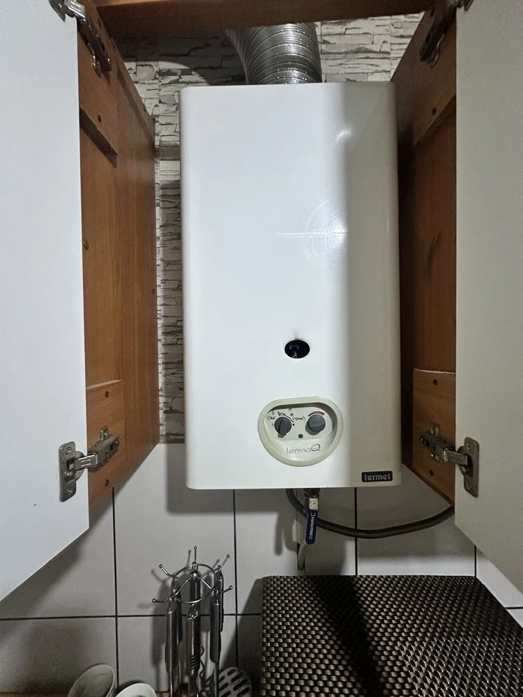3-bedroom apartment, 68 sq m, 2 balconies, area near the 20th school