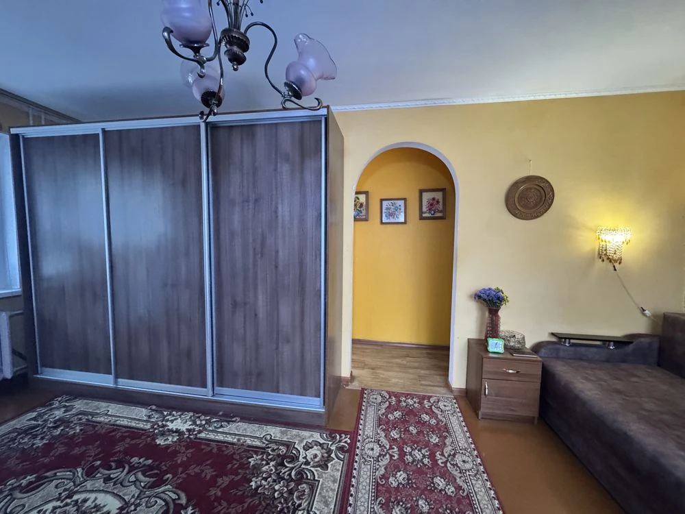 Продаж 1-кімнатна квартира з ремонтом