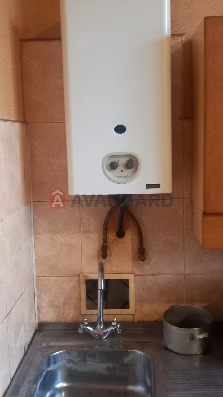 3-bedroom apartment in a developed area of the city