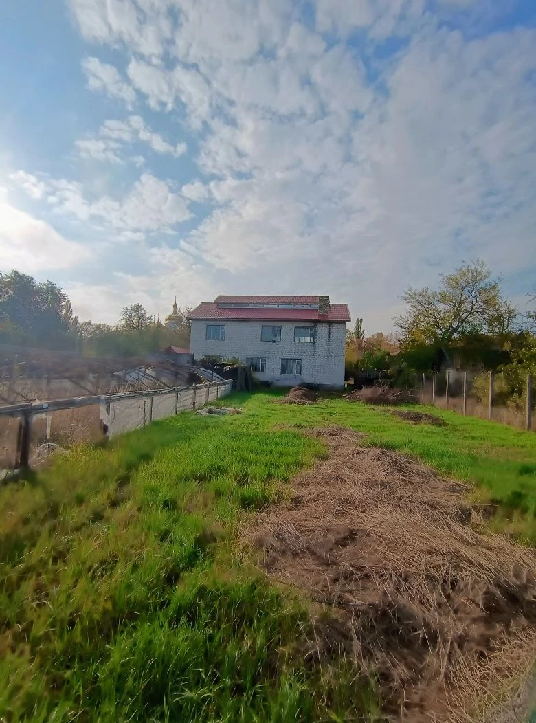 Продаж недобудованого будинку у Вергунах