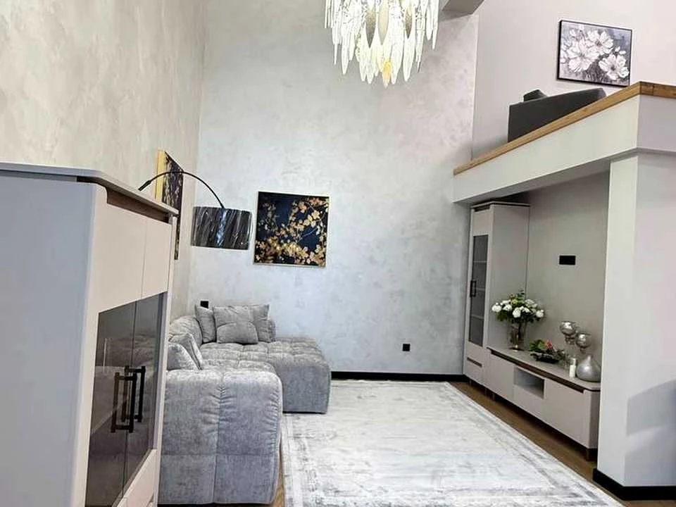 Apartment. Soborna Street, Riven