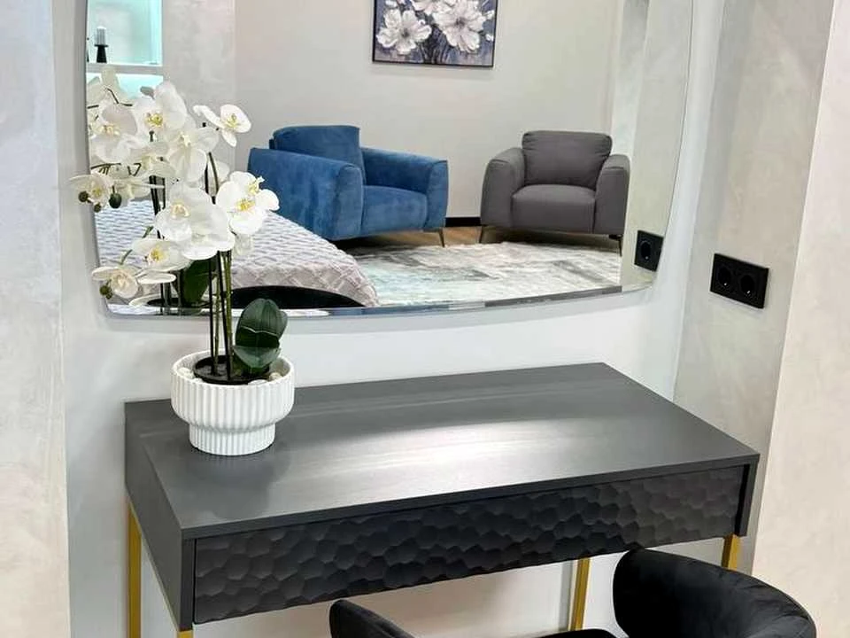 Apartment. Soborna Street, Riven