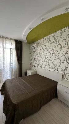 Продам добротную 3-комнатную квартиру на Грушевского 39/2 кор.