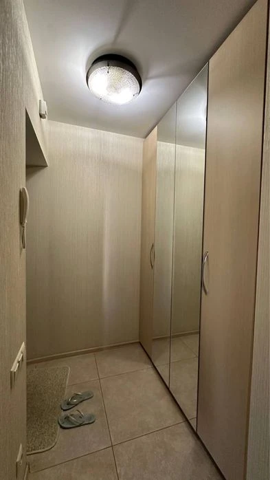 Продам добротную 3-комнатную квартиру на Грушевского 39/2 кор.