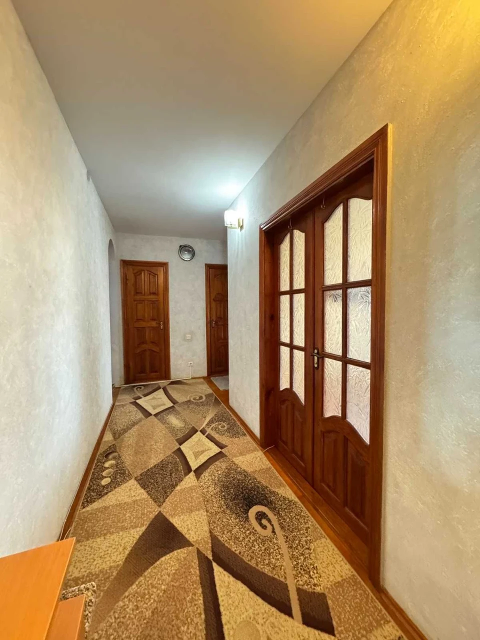 Продаж 4-кімнатного квартири • 92 м² • Буковинка • Гараж у