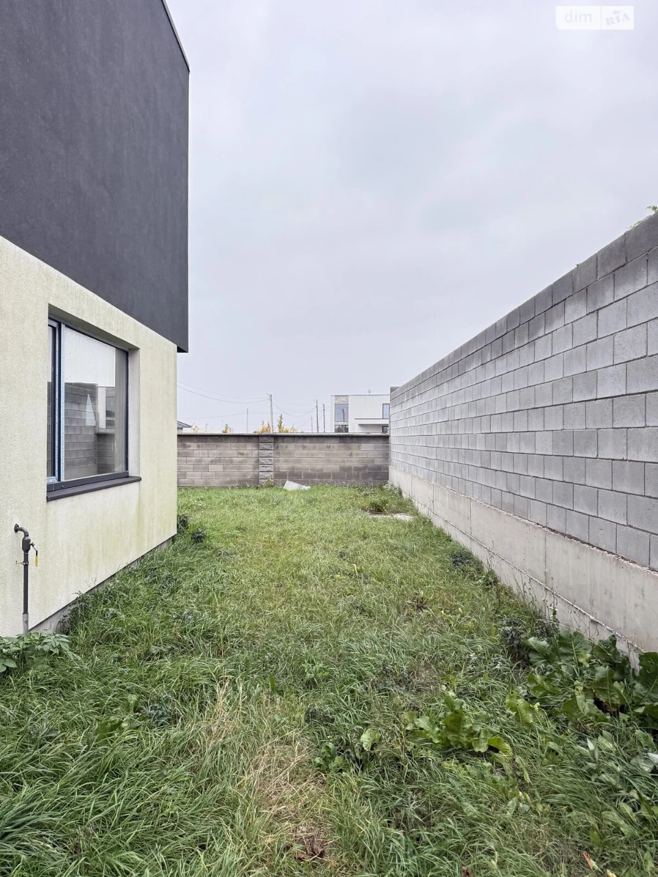 South Taunhouse for Sale