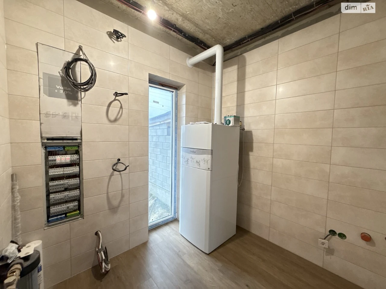 South Taunhouse for Sale