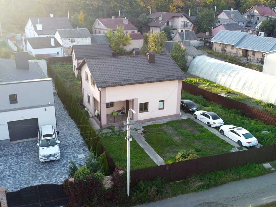 Будинок. Рівне, вулиця Марусі Чурай