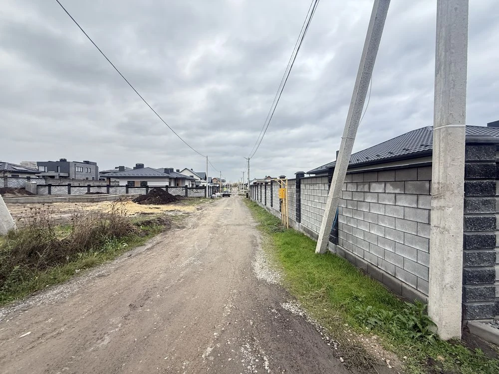 ПРОДАМ земельну ділянку під забудову.РАЙСЬКИЙ САД,300м до АТ