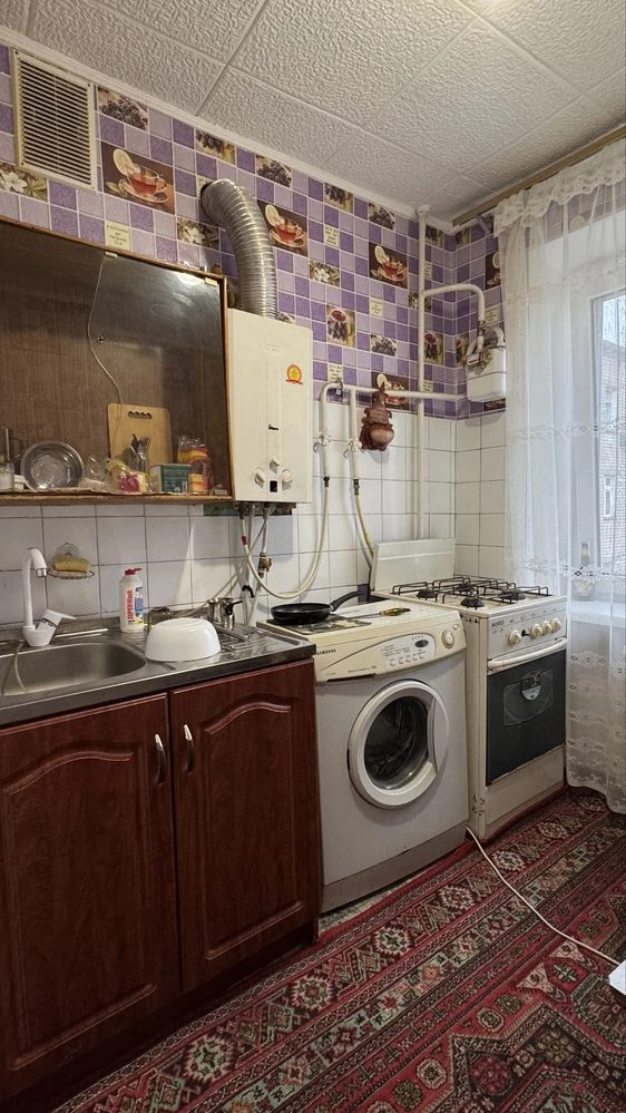 маленька квартира в Лісках