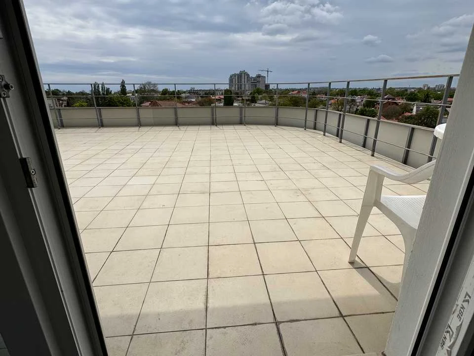 Apartment. Odesa, Lvivska St.