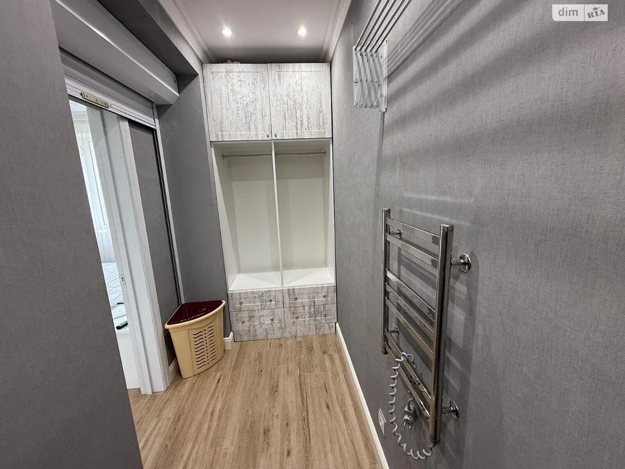 Flat for Sale - Center