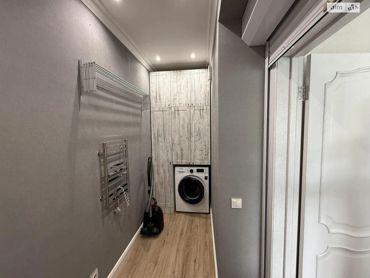 Flat for Sale - Center