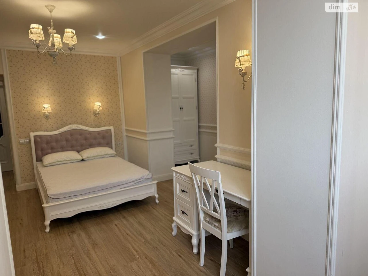 Flat for Sale - Center