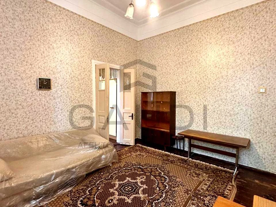 Apartment. Mykolaiv, Oleksii Vadatursky Street