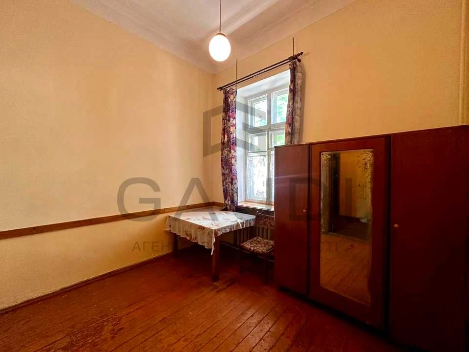 Apartment. Mykolaiv, Oleksii Vadatursky Street