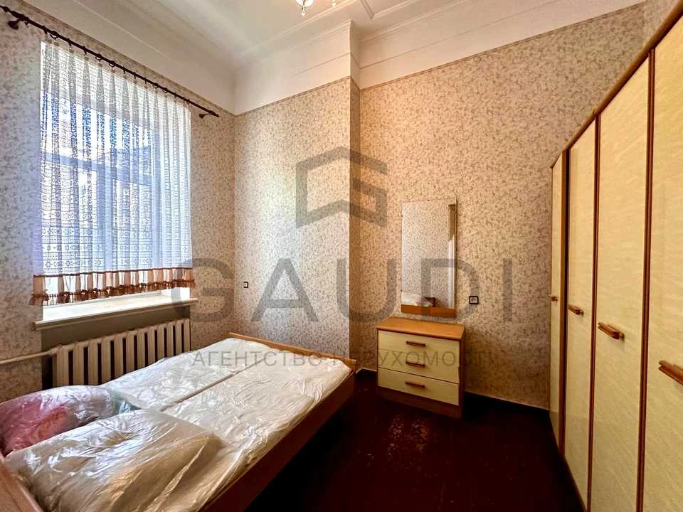 Apartment. Mykolaiv, Oleksii Vadatursky Street